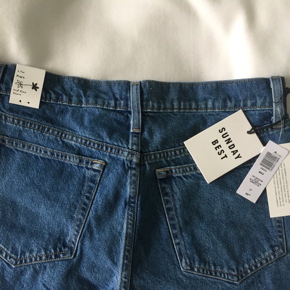 Sunday Best Max Mid Rise Shorts - Picture 13 of 16